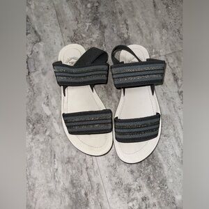 True Craft Sandals